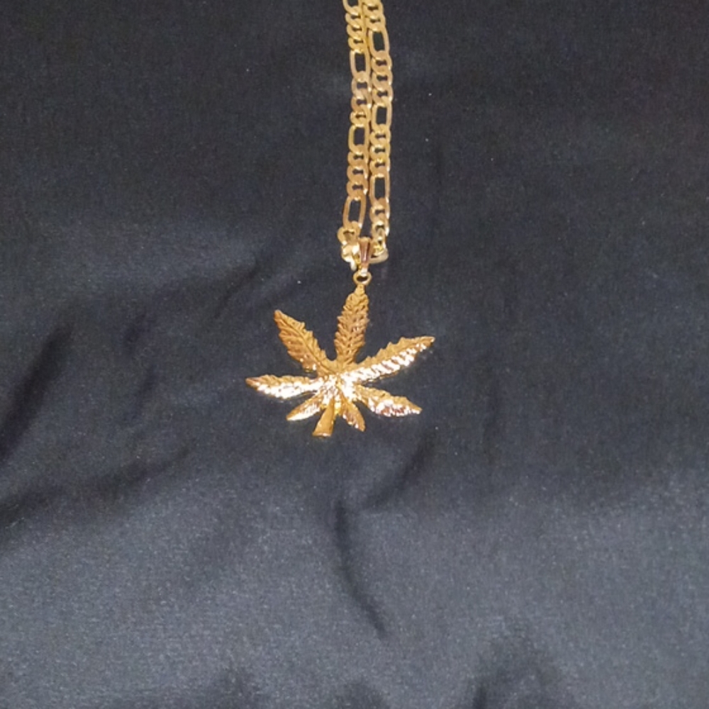 14 kGold plated chain